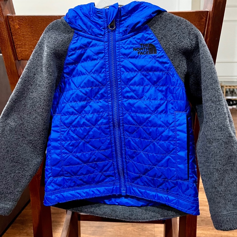 The North Face Water Repellent Quilted Sweater Fleece Jacket
